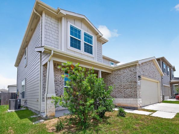6903 Hobby Wind Ridge Drive, Houston TX 77075