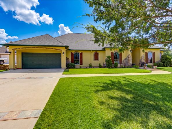 5920 White Oak Trace, Conroe TX 77304
