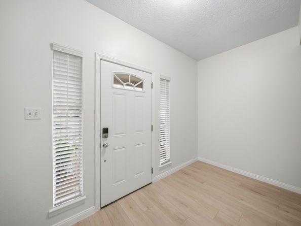 11502 Elmcroft Drive, Houston TX 77099