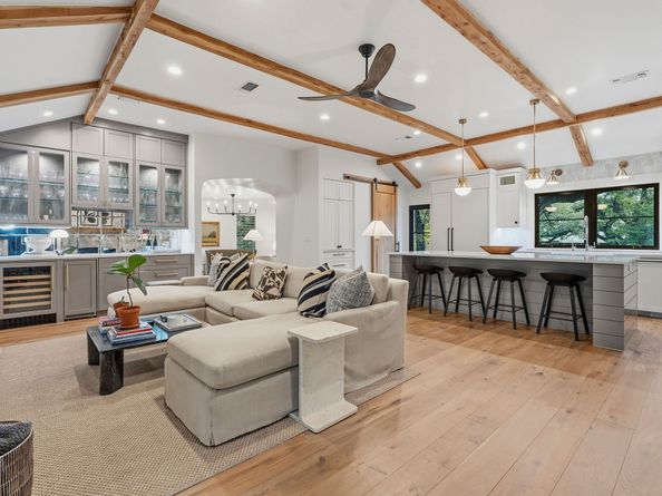 5823 Trailridge Drive, Austin TX 78731