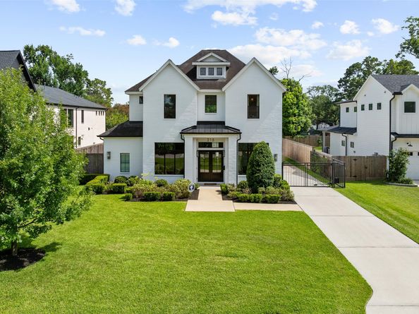 215 W 34th Street, Houston TX 77018
