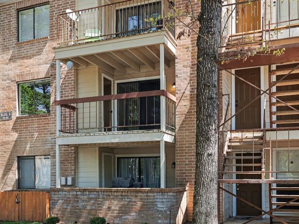 3500 Tangle Brush Drive 83, The Woodlands TX 77381