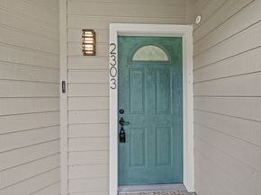 2303 Briarwest Boulevard 2303, Houston TX 77077