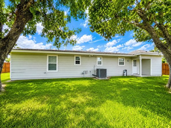 5103 Stuyvesant Lane, Houston TX 77021