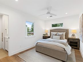 814 Azalea Street, Houston TX 77018