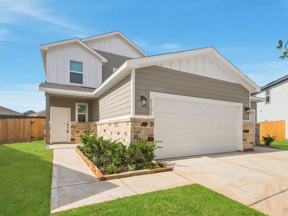 9724 Caney Bend Road, Conroe TX 77303