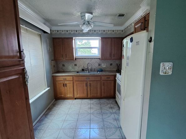 10710 Parkland Woods Dr Drive, Sugar Land TX 77498