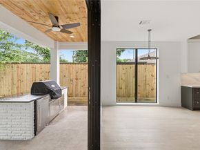 2023 Viking Drive, Houston TX 77018