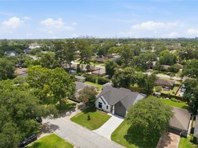 2023 Viking Drive, Houston TX 77018