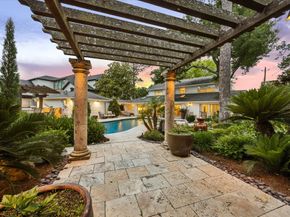 542 Ramblewood Road, Houston TX 77079
