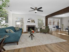 34 E Copper Sage Circle, The Woodlands TX 77381