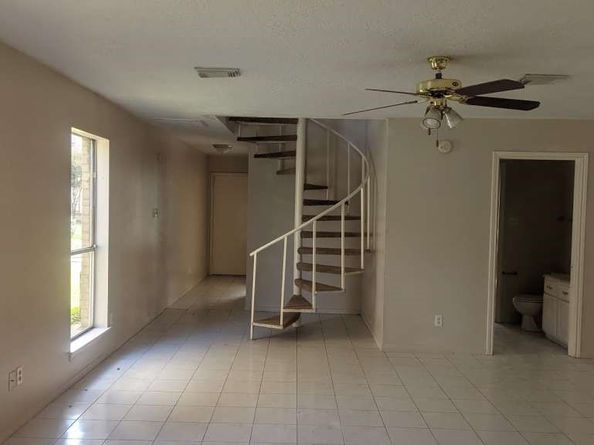 2037 Country Village Boulevard A, Humble TX 77338