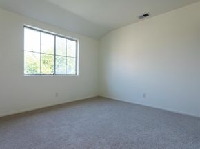 33004 Calle la Mirada Common, Union City CA 94587