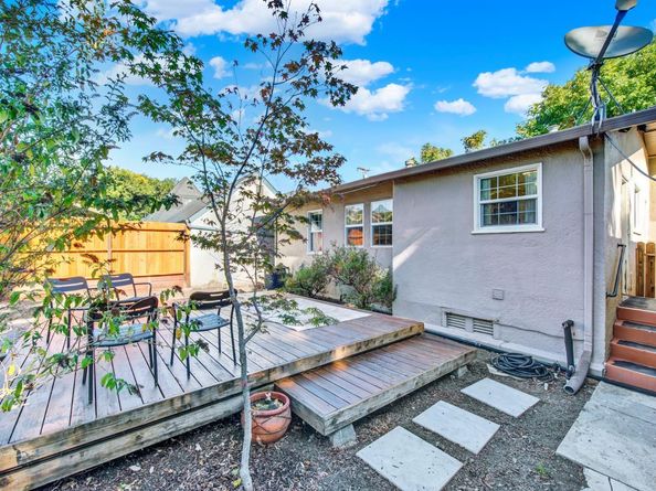520 D Street, Martinez CA 94553