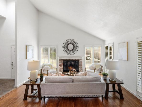 206 Paseo Bernal, Moraga CA 94556