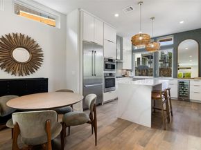 900 S 2nd ST 22, Austin TX 78704