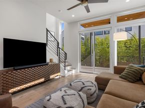 900 S 2nd ST 22, Austin TX 78704