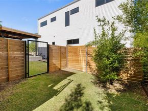 900 S 2nd ST 22, Austin TX 78704