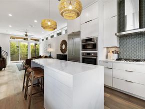 900 S 2nd ST 22, Austin TX 78704