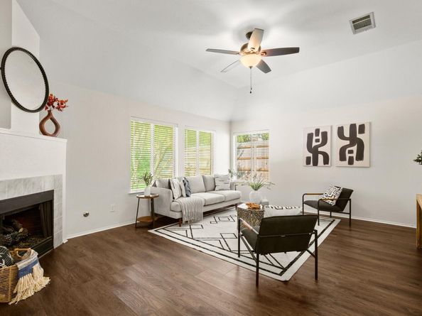 10807 Pinkney LN, Austin TX 78739