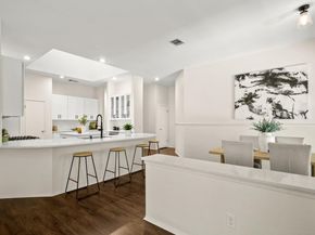 10807 Pinkney LN, Austin TX 78739