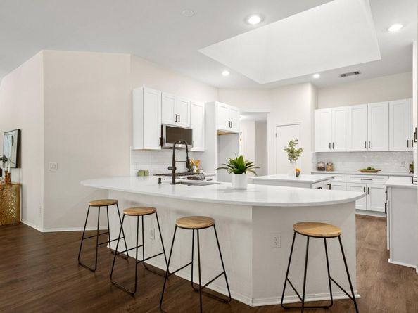 10807 Pinkney LN, Austin TX 78739