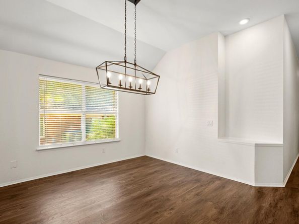 10807 Pinkney LN, Austin TX 78739