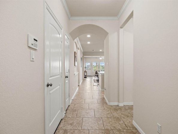 536 Rancho Verde DR, Leander TX 78641