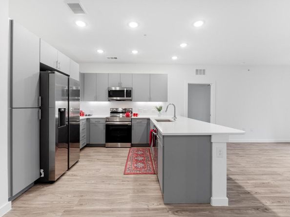 4801 Springdale DR 2010, Austin TX 78723