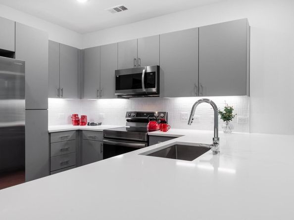 4801 Springdale DR 2010, Austin TX 78723