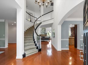 37 Waterfall DR, The Hills TX 78738