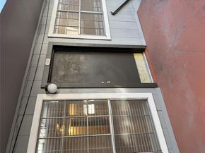 2704 Salado ST 106, Austin TX 78705