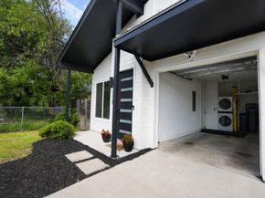 1123 Omega Ave 1, Austin TX 78721