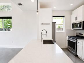 1123 Omega Ave 1, Austin TX 78721