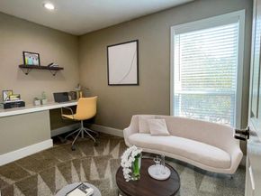 935 La Posada DR 145, Austin TX 78752