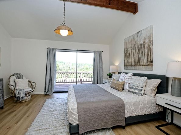 302 Seawind ST, Lakeway TX 78734