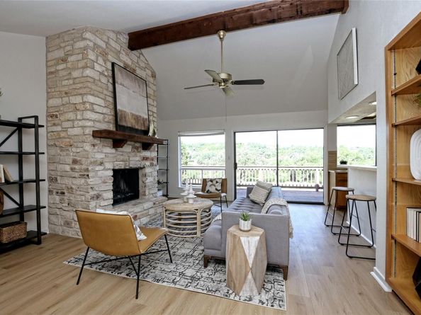 302 Seawind ST, Lakeway TX 78734