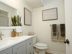 302 Seawind ST, Lakeway TX 78734