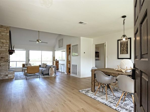 302 Seawind ST, Lakeway TX 78734