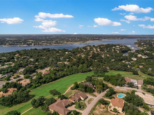 302 Seawind ST, Lakeway TX 78734