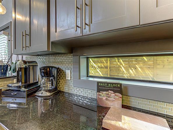 2612 Hidalgo ST, Austin TX 78702