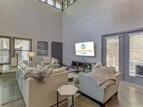 2612 Hidalgo ST, Austin TX 78702