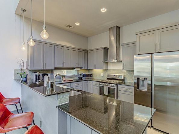 2612 Hidalgo ST, Austin TX 78702