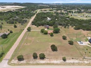 532 Whispering Oaks DR, Copperas Cove TX 76522
