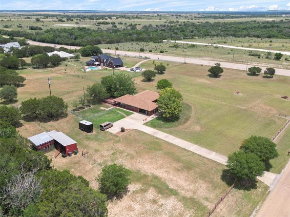 532 Whispering Oaks DR, Copperas Cove TX 76522