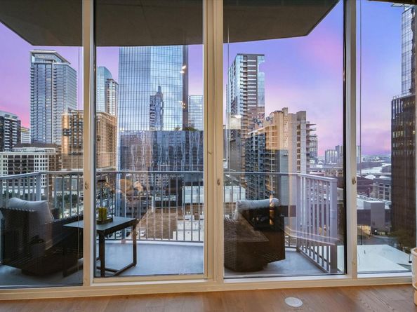 360 Nueces ST 1405, Austin TX 78701