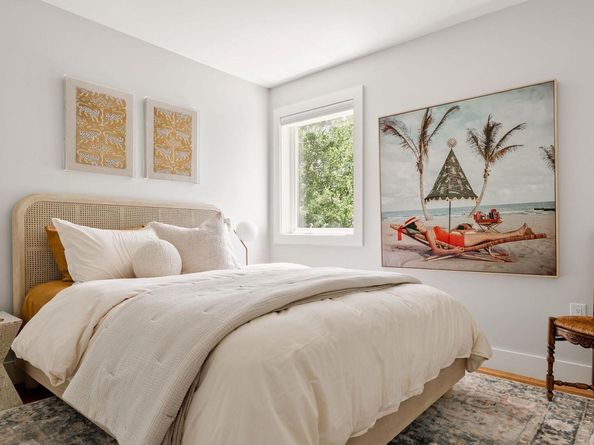 2211 Canterbury ST, Austin TX 78702