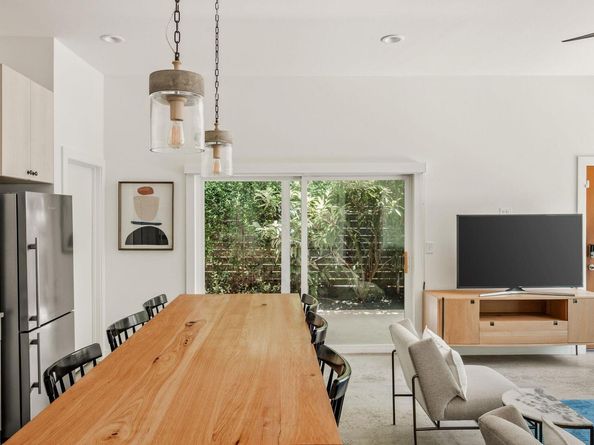 2211 Canterbury ST, Austin TX 78702