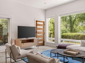 2211 Canterbury ST, Austin TX 78702