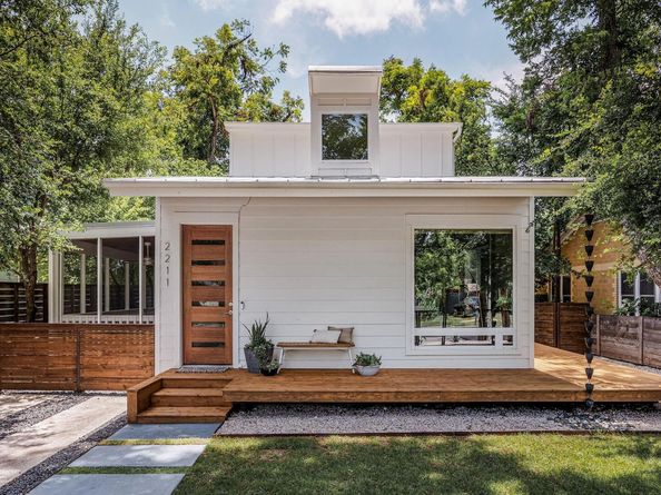 2211 Canterbury ST, Austin TX 78702